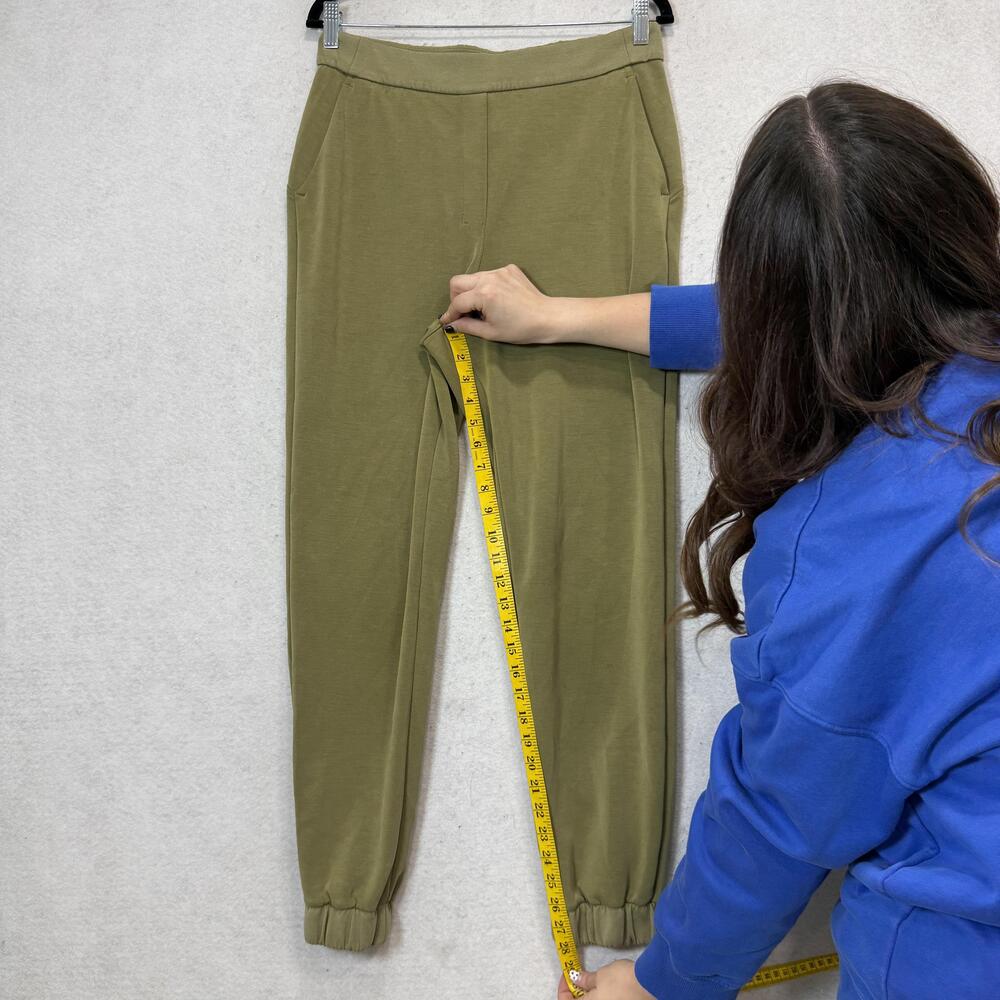 Lululemon Jogger Pants Womens 8 Green Elastic Cuff Pockets Lounge Athletic - Picture 5 of 9